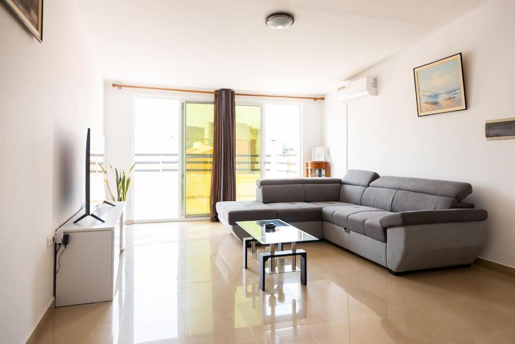 3 Bedroom Apt, Free Wifi & Ac, Cidadela - Lcgr Praia Exterior foto